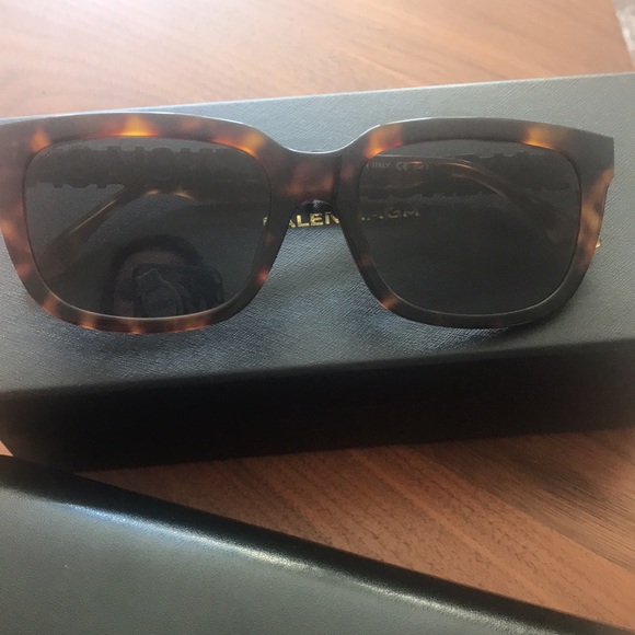 New - Picture 5 of 6